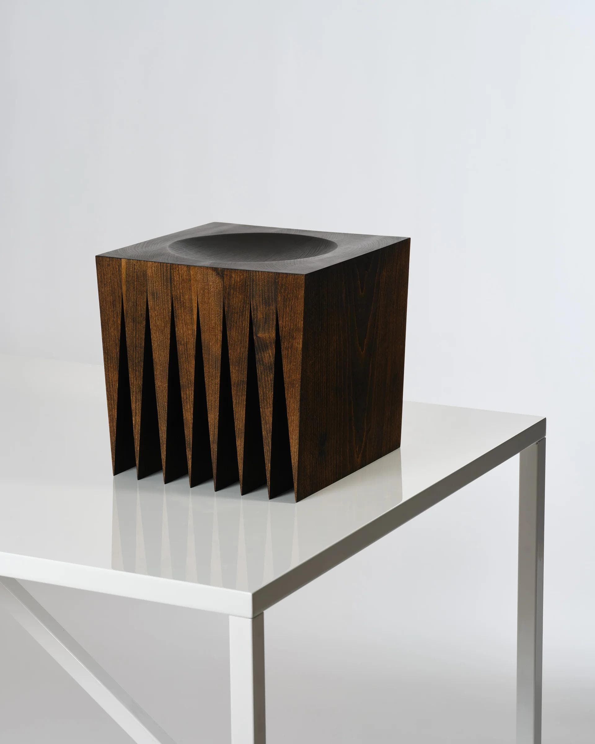 Sawtooth Vessel